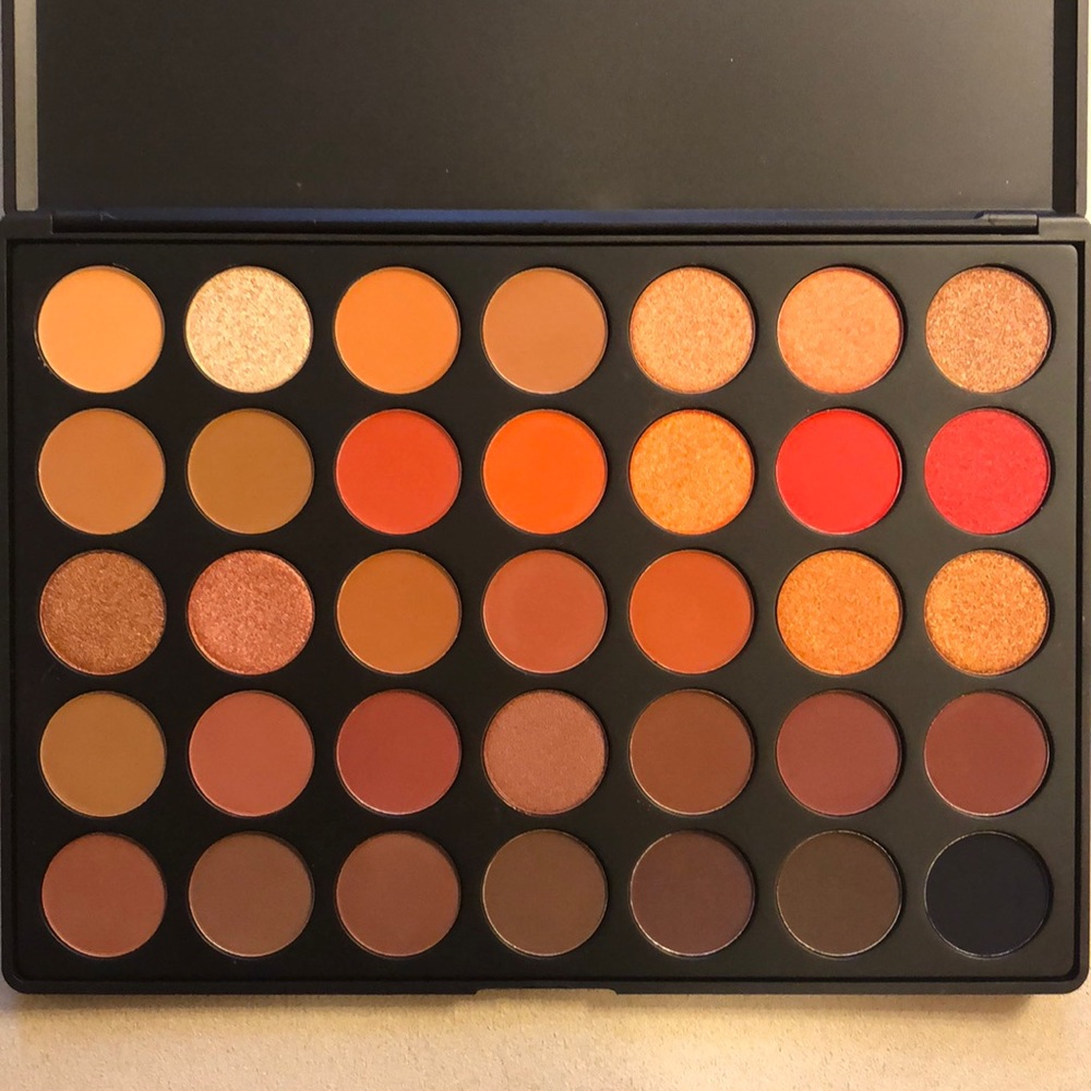 Morphe 35O2 Second Nature palette